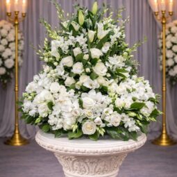 UW0070: White Assorted Urn Wreath